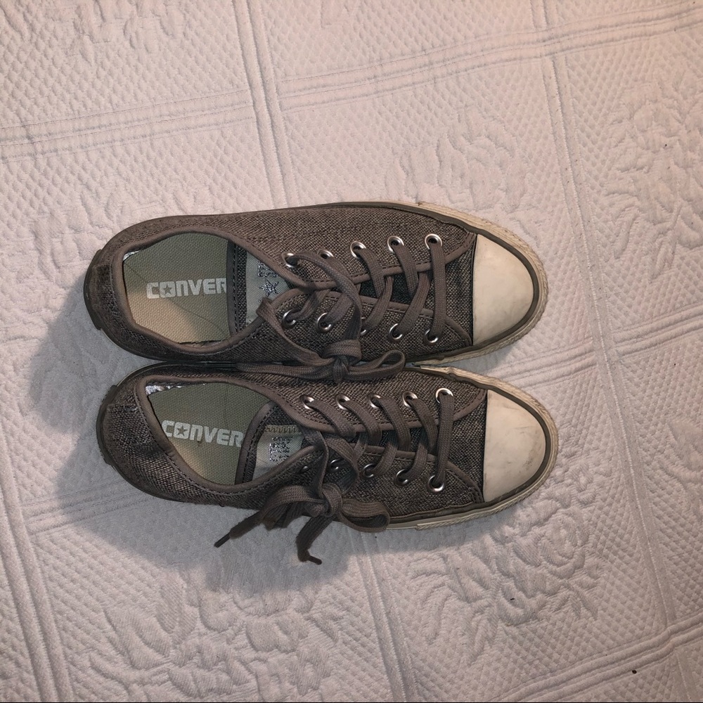 Converse with silk lining